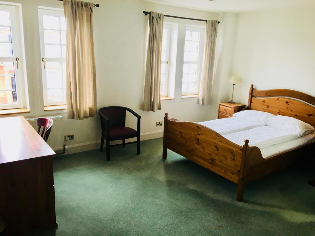Thornhill Inn Extérieur photo