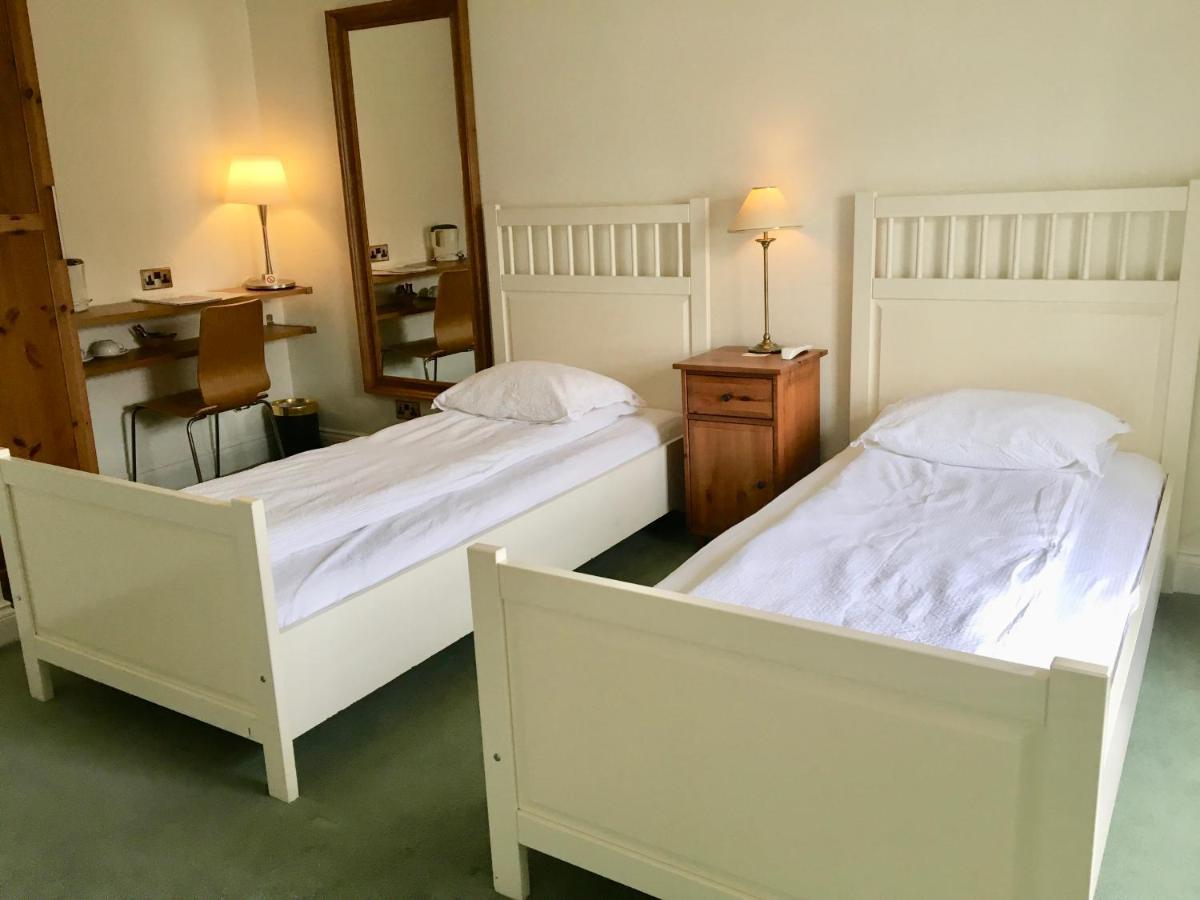 Thornhill Inn Extérieur photo